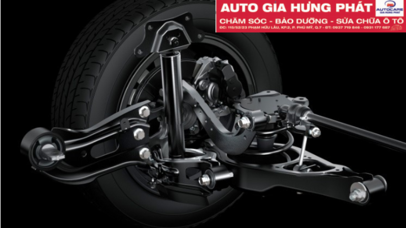 so-sanh-ba-do-soc-oem-va-chinh-hang-oto