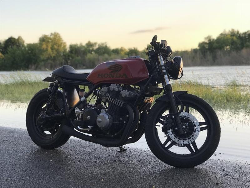 Các loại phụ tùng Volvo XC90 thường cần thay thế định kỳ như lọc gió, má phanh, giảm xóc