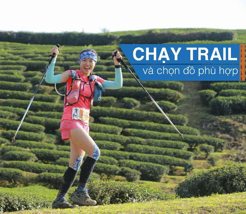 Đôi giày chạy bộ địa hình (trail running shoes) đặt trên nền đất đá, thể hiện tầm quan trọng của trang bị phù hợp khi chuẩn bị chạy 100km.