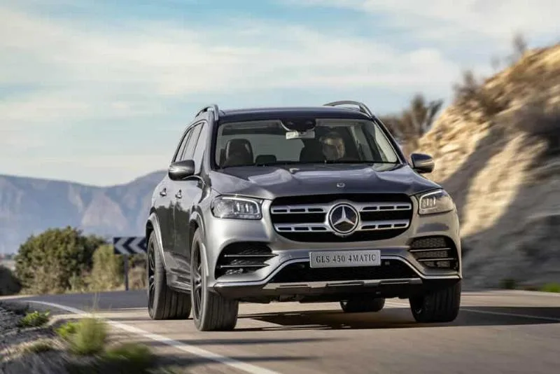 Hệ thống dẫn động 4Matic trên xe Mercedes-Benz, phân bổ lực kéo đến các bánh xe