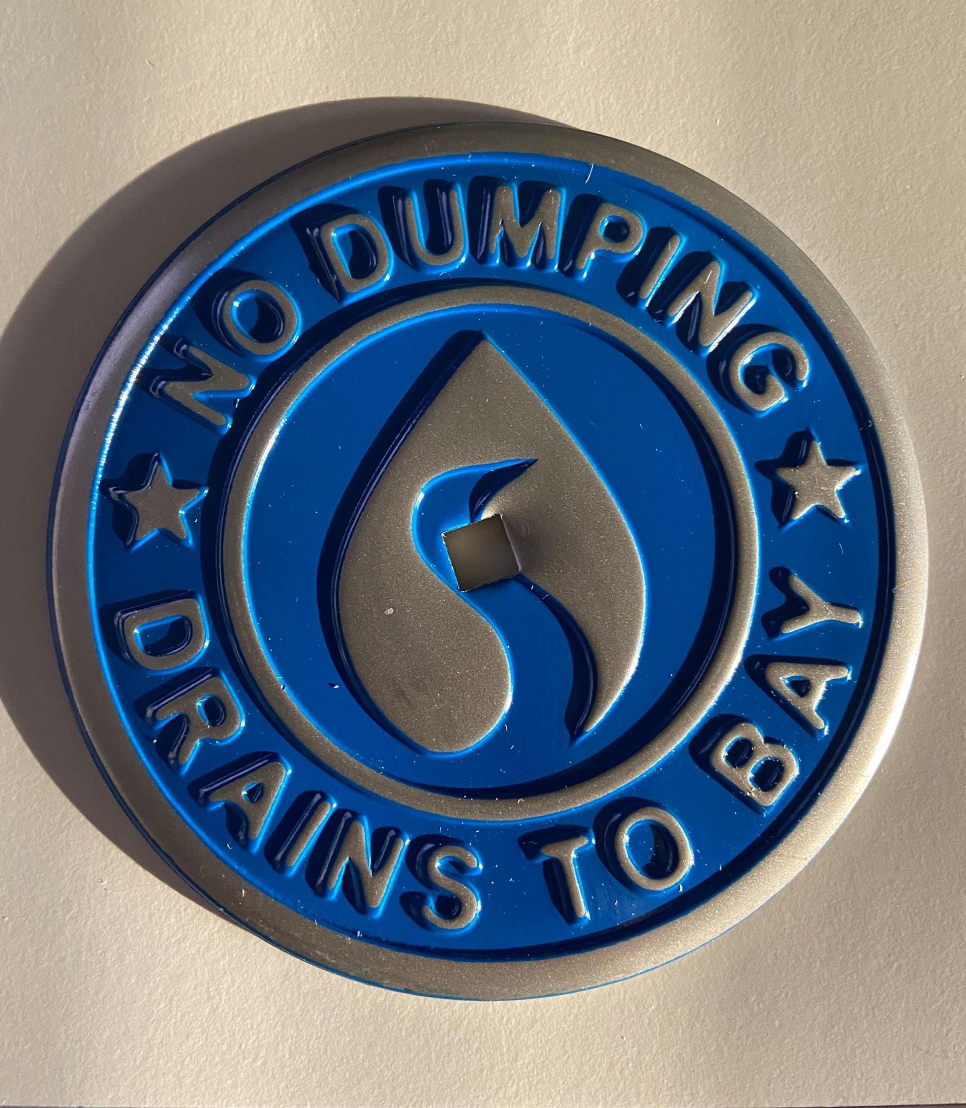 Hệ thống treo khí nén trên xe ô tô đang gặp sự cố, cần được kiểm tra và sửa chữa