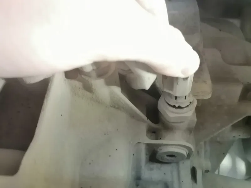Mã lỗi P0841 Subaru hiển thị trên máy chẩn đoán, báo hiệu sự cố về áp suất dầu hộp số