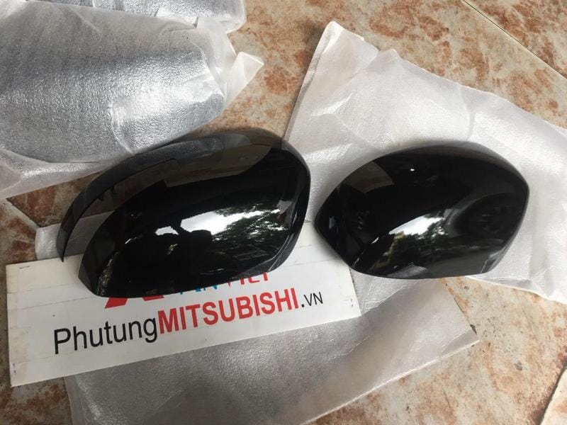 Hình ảnh minh họa so sánh phụ tùng Pontiac OEM và phụ tùng thay thế aftermarket