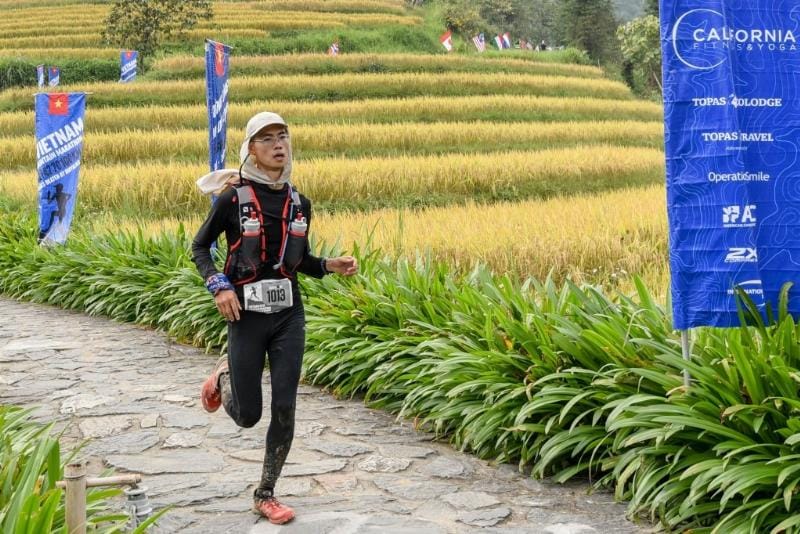 Hinh anh nguoi tap luyen suc manh de chuan bi the luc cho cuoc dua ultra marathon 100km