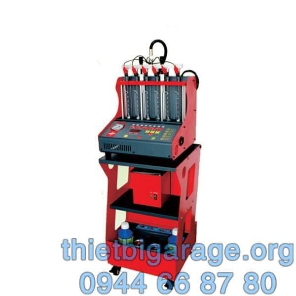 Thợ sửa chữa kiểm tra van IMT