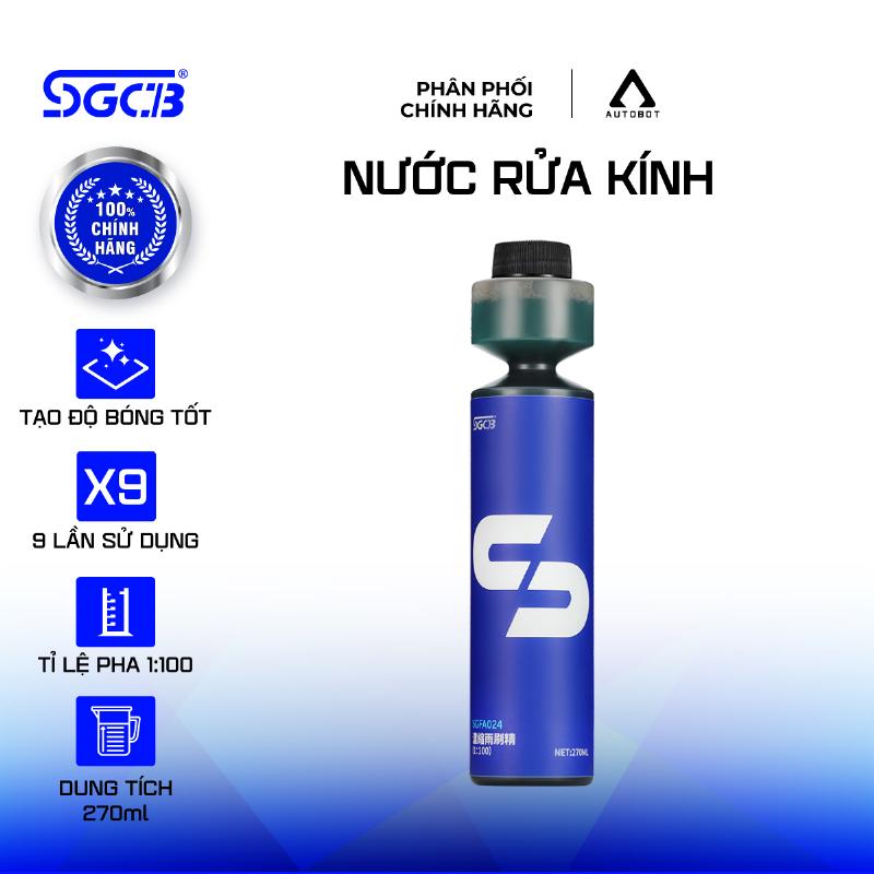 Bình chứa nước rửa kính ô tô bị bẩn, cặn bẩn bám nhiều