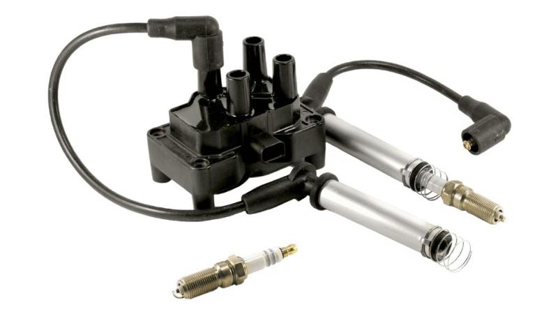 Các dấu hiệu nhận biết bobin đánh lửa ô tô bị hỏng như đèn báo lỗi động cơ, rung giật, mất công suất.