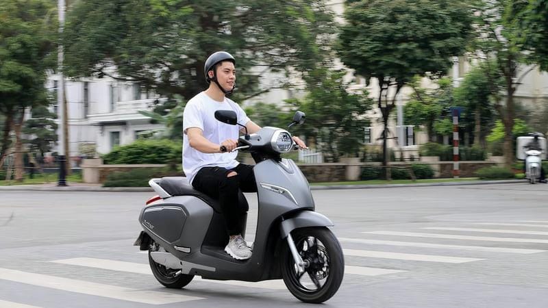 Các dấu hiệu xe cần vệ sinh bộ chế hòa khí như khó khởi động hoặc hụt ga.