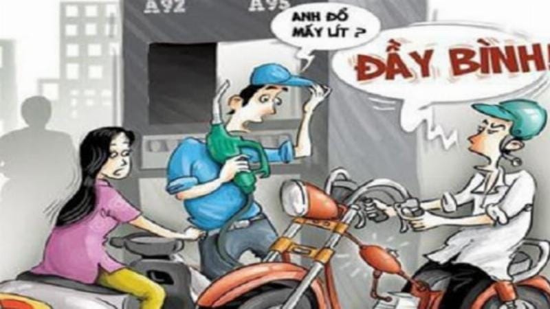 đổ xăng tràn bình nguy cơ cháy nổ