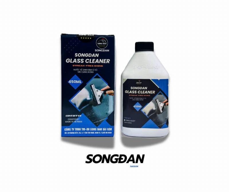 Dung dịch rửa kính chuyên dụng bảo vệ gương xe ô tô