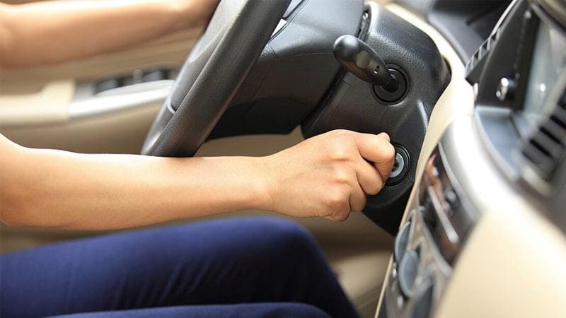 Kiem tra va thay the bobin danh lua oto tai gara Auto Speedy